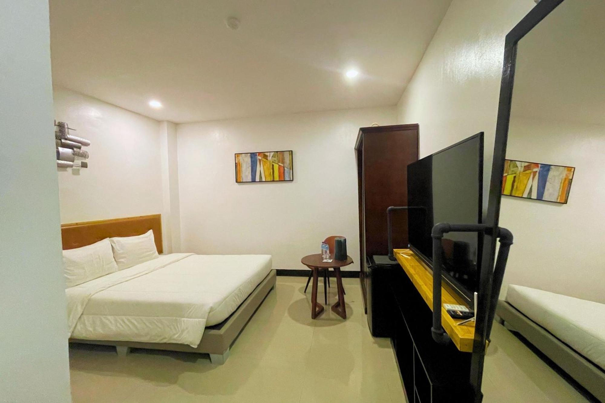 Hotel Halo Angeles City Стая снимка