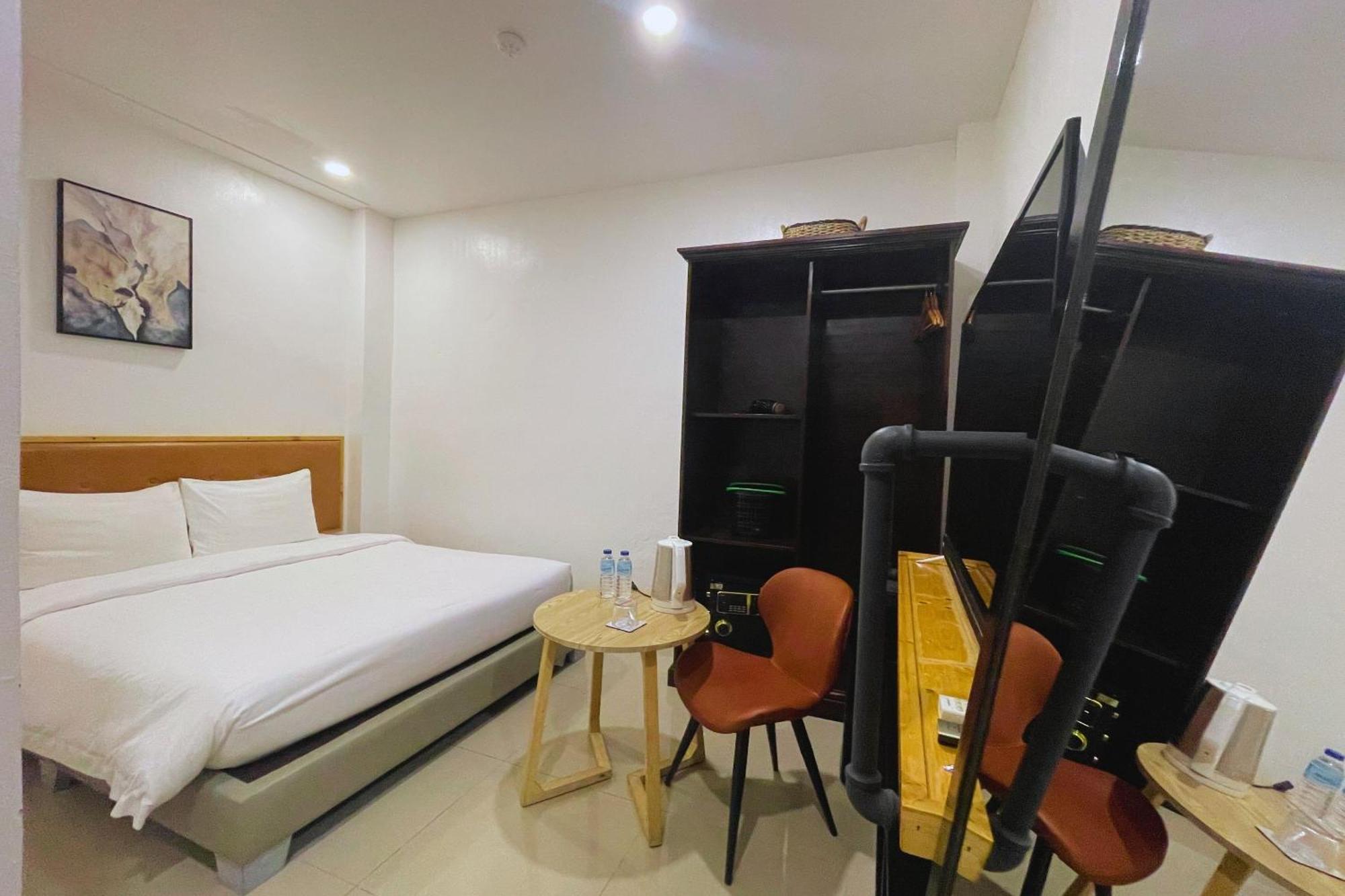 Hotel Halo Angeles City Стая снимка
