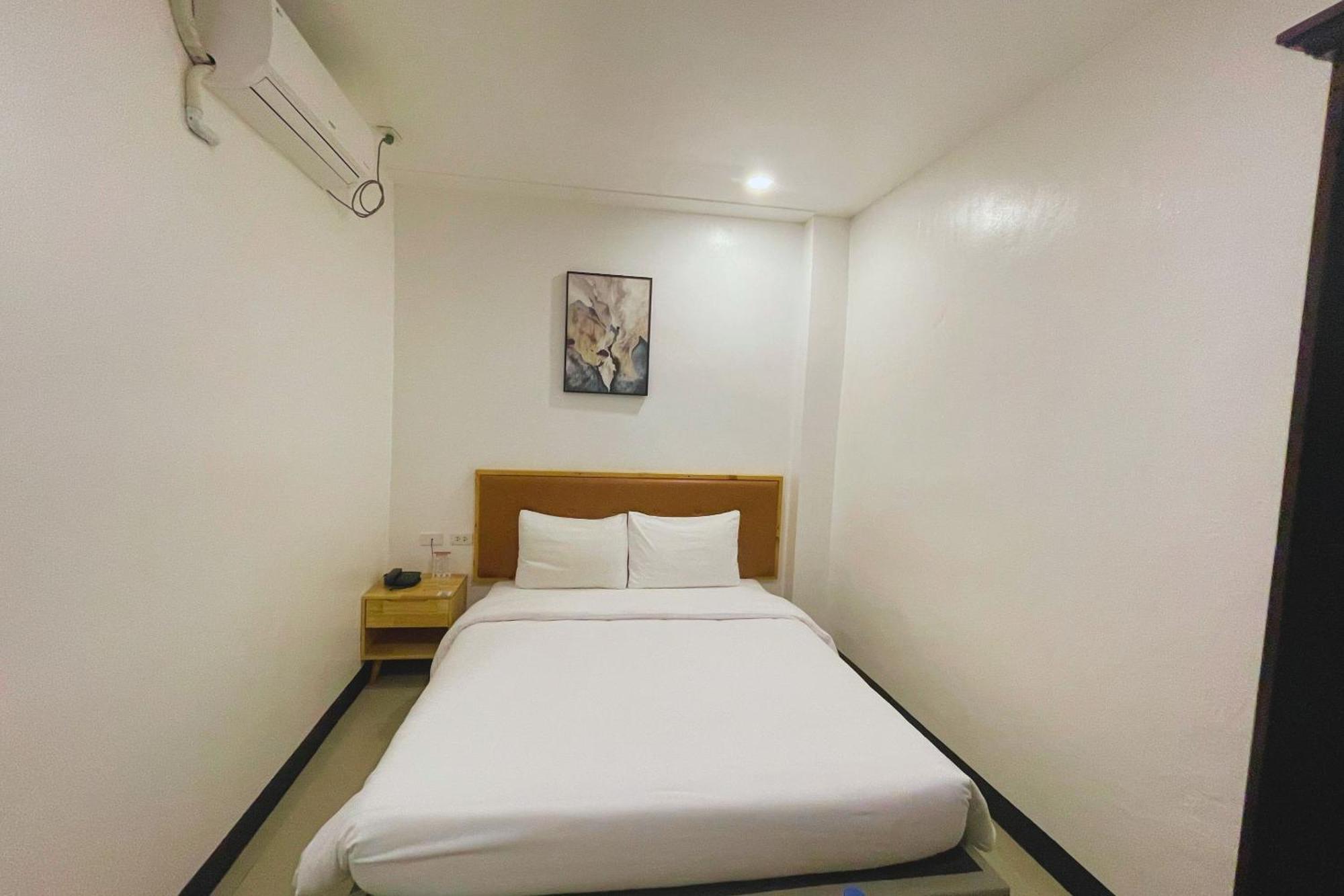 Hotel Halo Angeles City Стая снимка