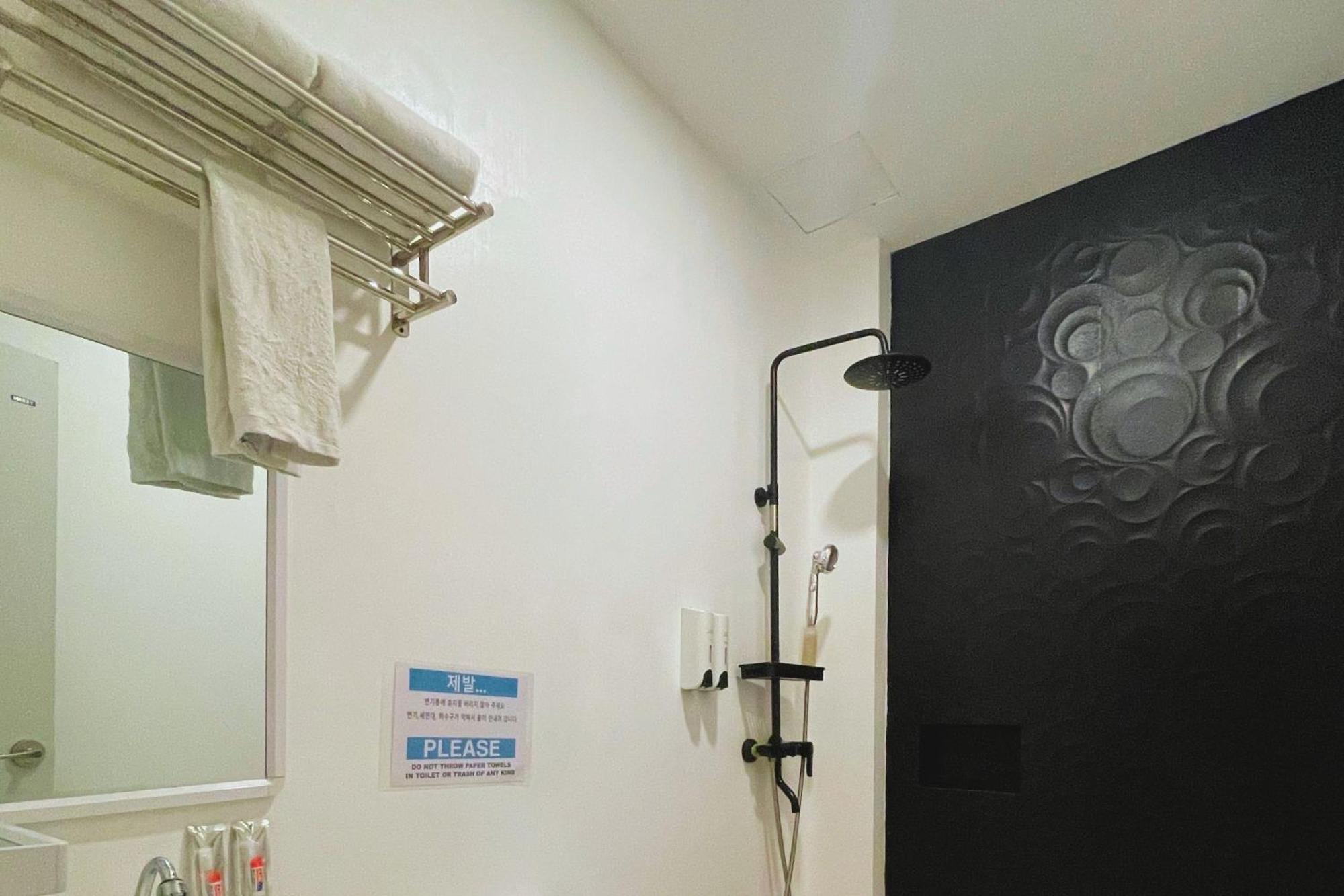Hotel Halo Angeles City Стая снимка