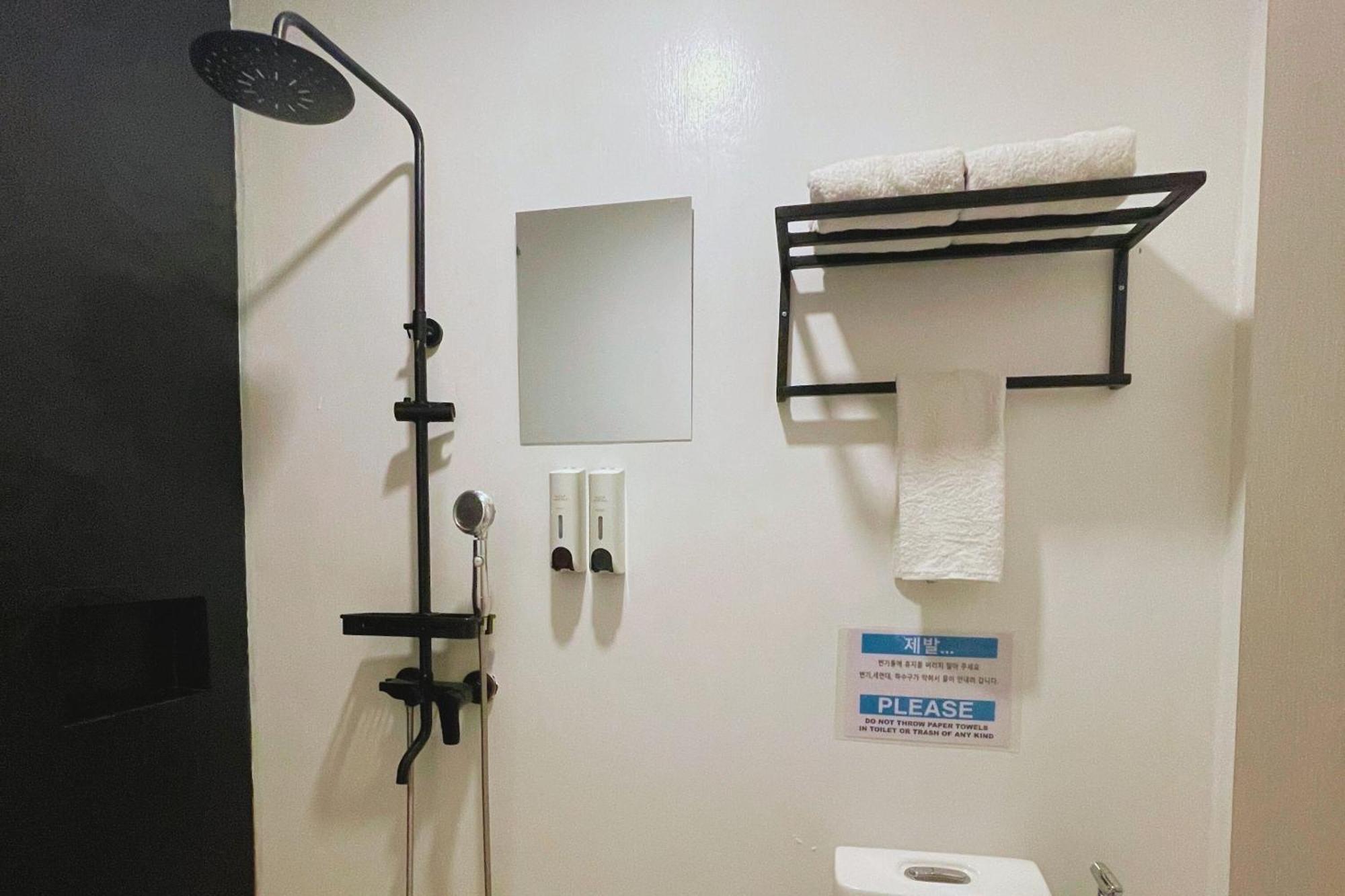 Hotel Halo Angeles City Стая снимка