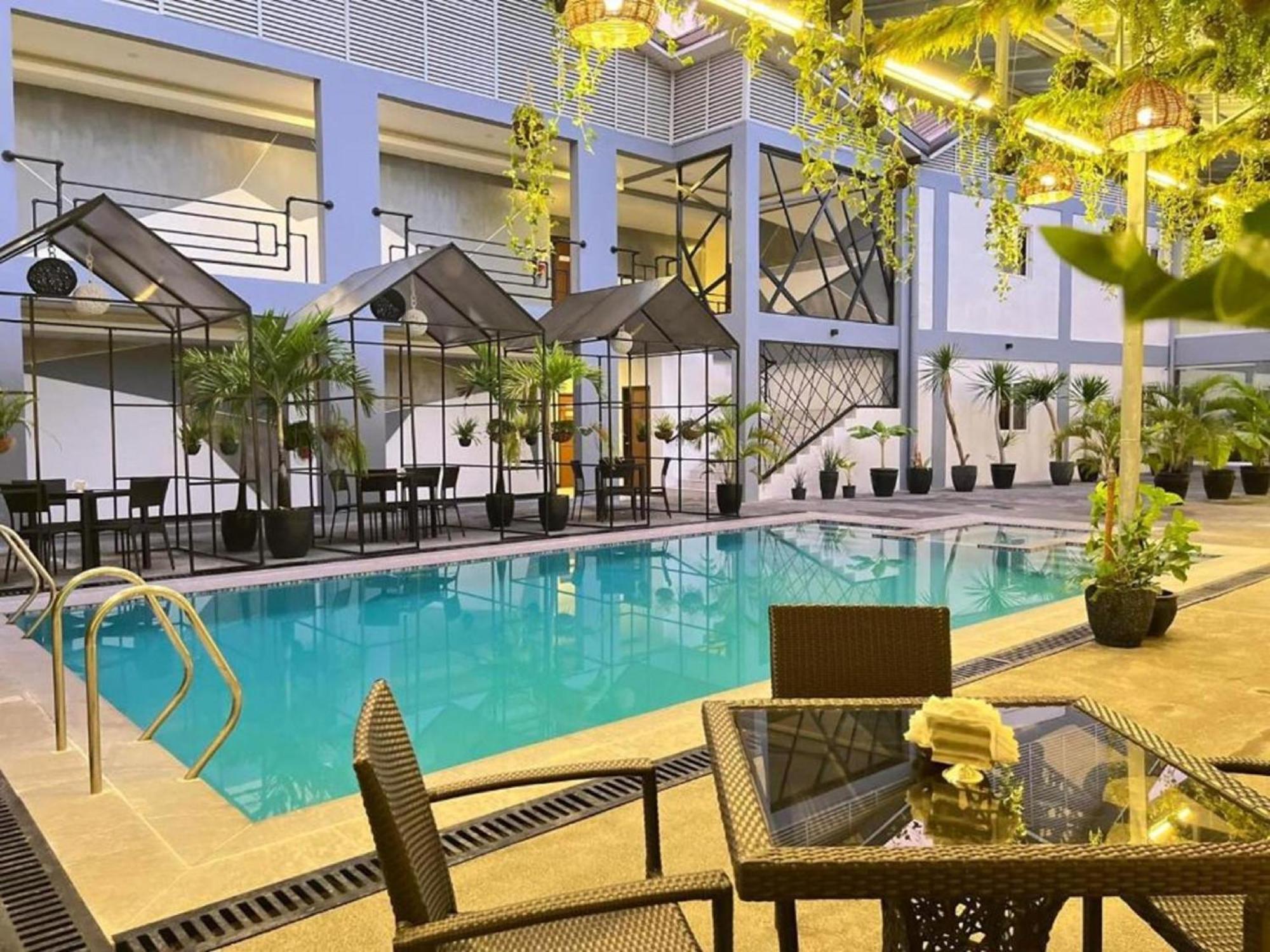 Hotel Halo Angeles City Екстериор снимка